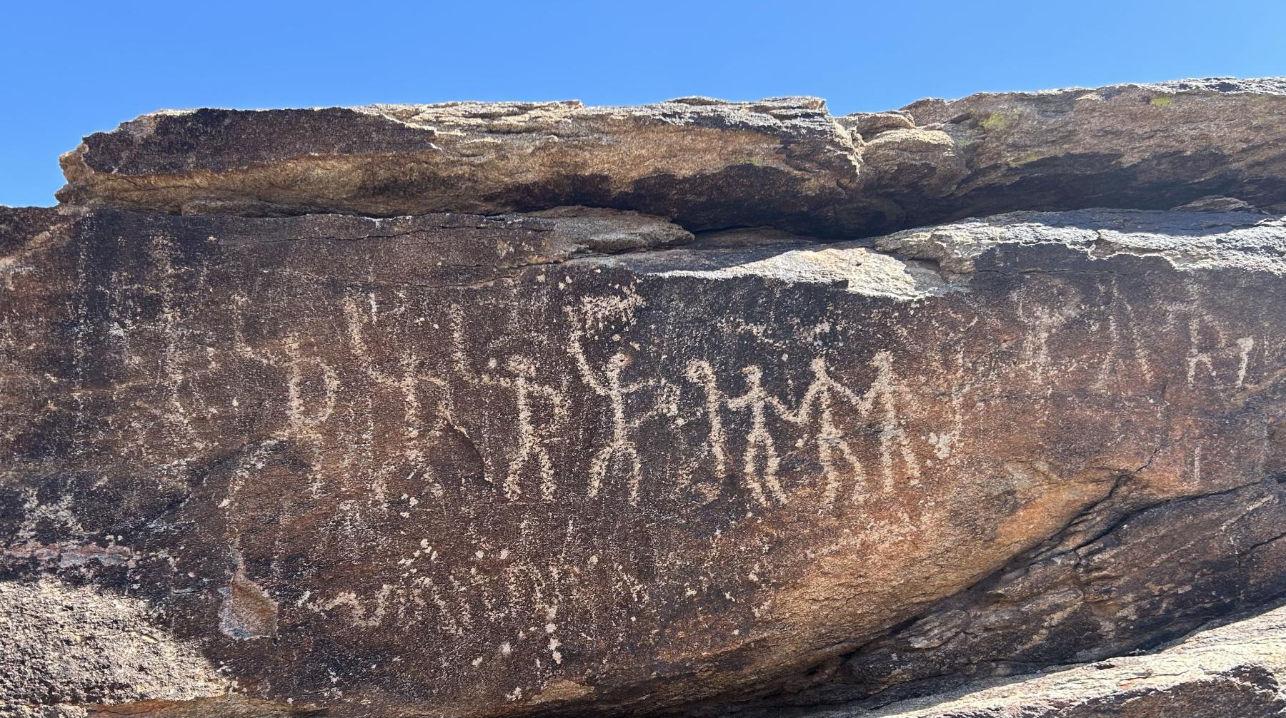 Pima Canyon Petroglyphs